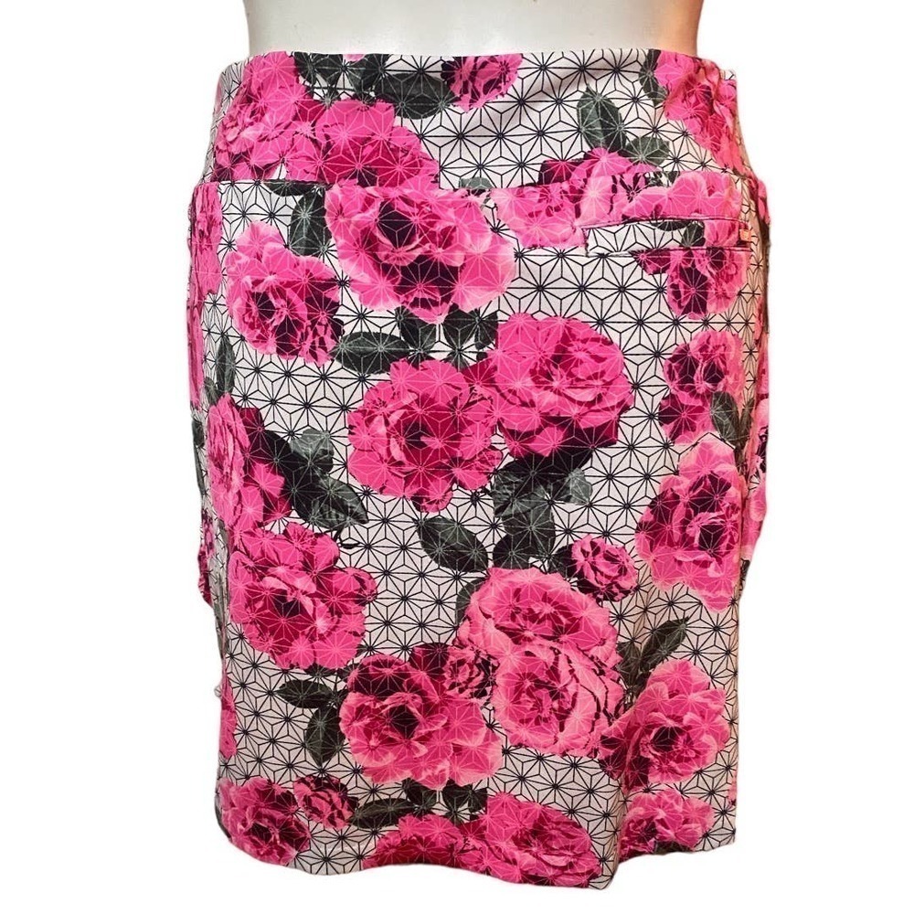 Tail Floral Geo Skort In White Pink & Black Size L Fits 14, 16, XL, 1X - Picture 3 of 10